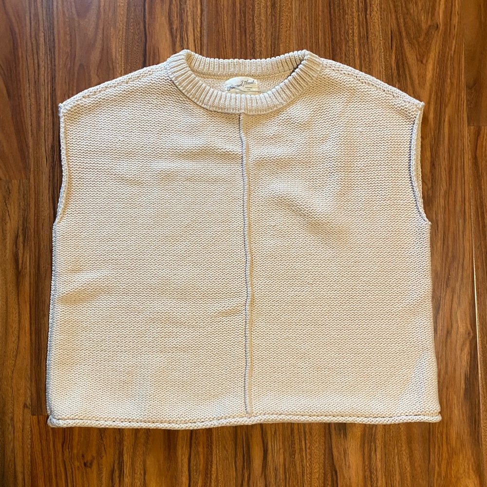 Universal Thread sweater vest